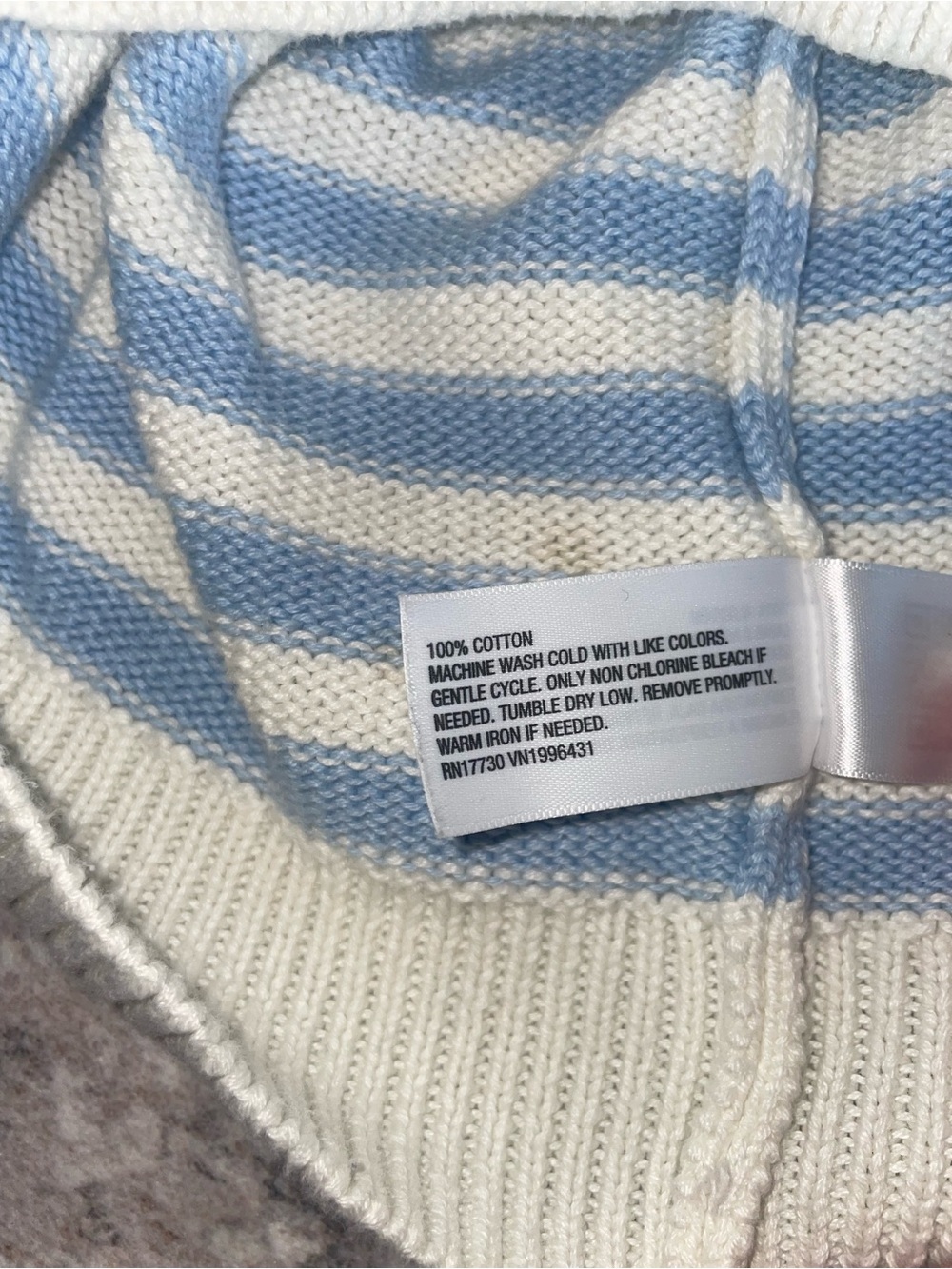 Universal Thread Striped Top - Picture 3 of 4